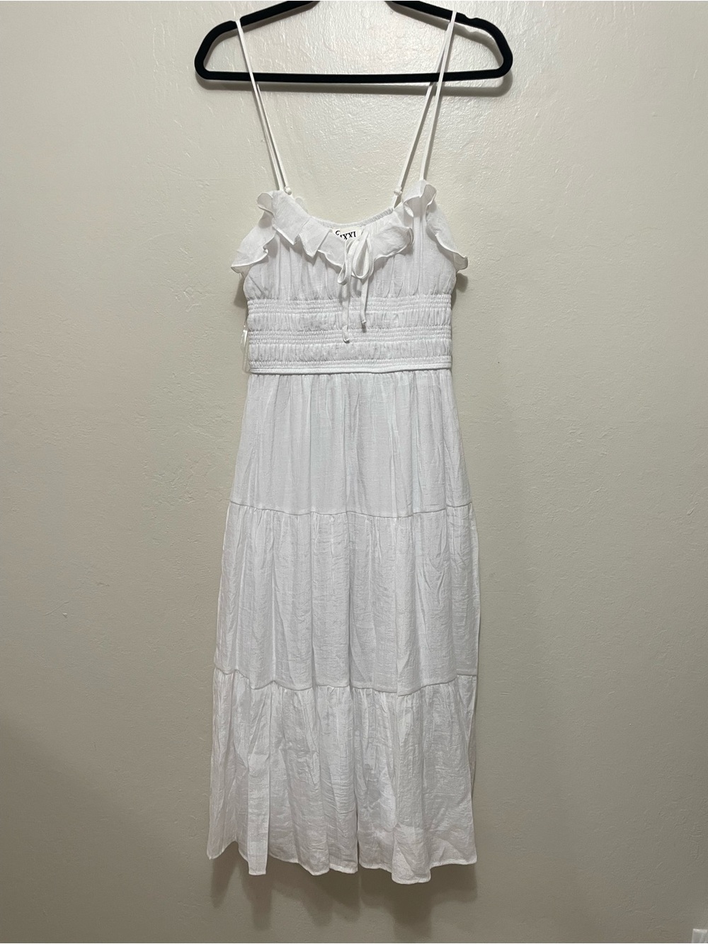 NEW Trixxi White Ruffle Smocked Maxi Dress Spaghetti Straps Size Small